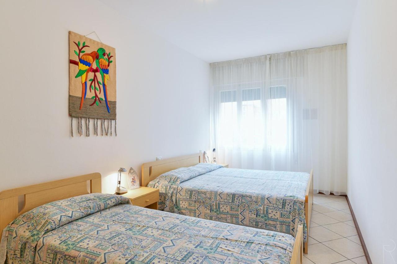 Apartamento Stella D'Oro Caorle Exterior foto