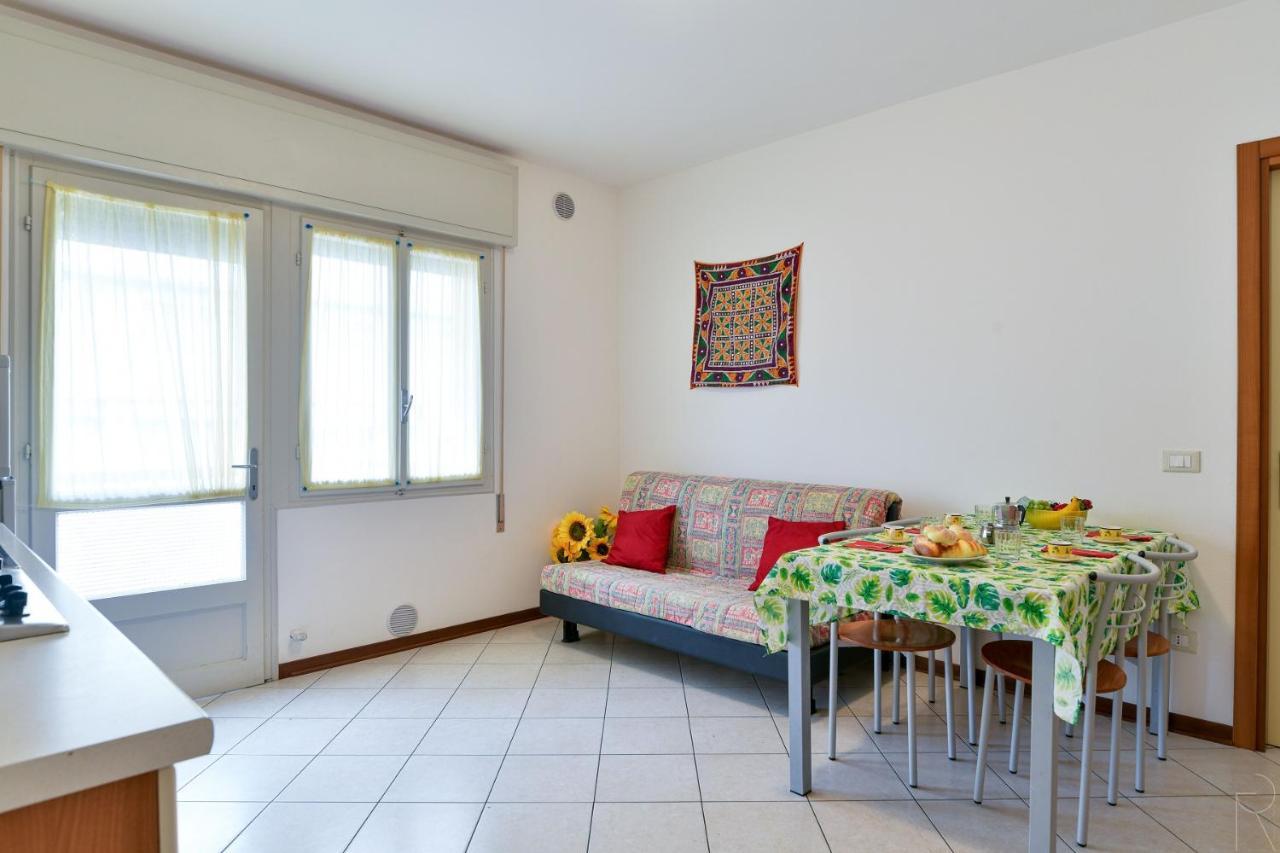 Apartamento Stella D'Oro Caorle Exterior foto